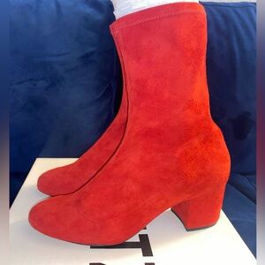 NIB SCHUTZ Women’s LUPE SCARLET RED SUEDE Stretch Bootie SZ 6.5